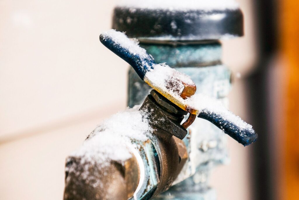 How to Prevent Pipes from Bursting - Staggs Plumbing