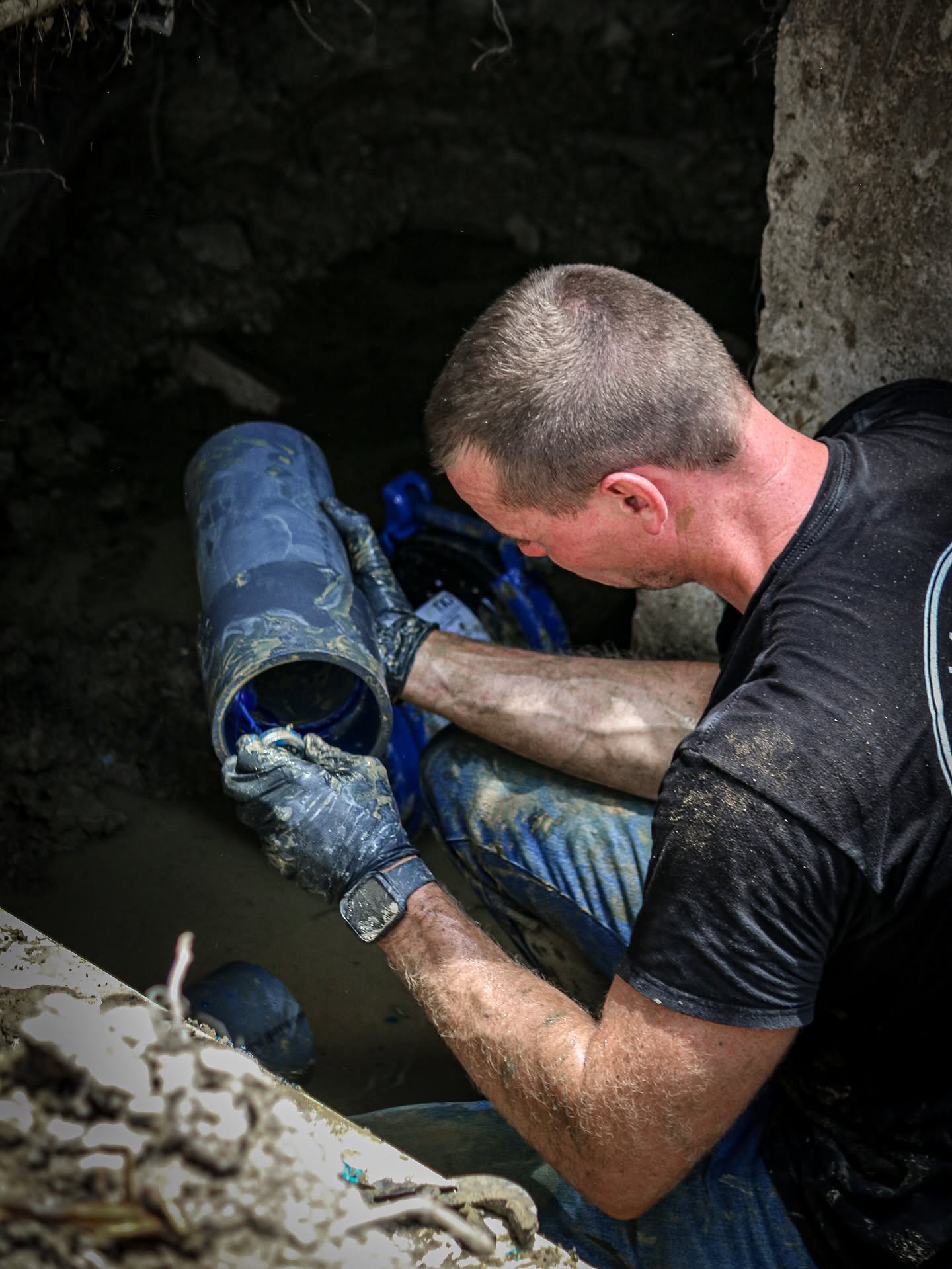 Staggs Plumbing technician responding to a 24/7 emergency plumbing call in North Texas